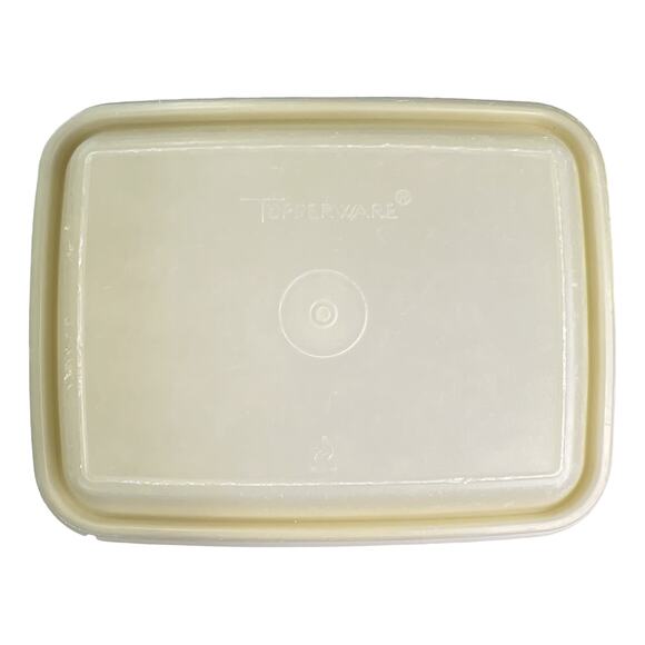 Tupperware Vintage Almond Ice Cream Keeper and Translucent Lid #2 - Picture 6 of 13